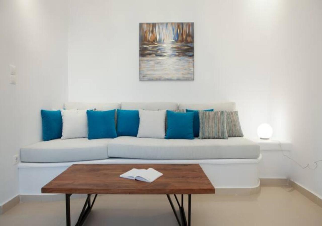 Dafnes Villa 1 Private Pool ペリヴォラス エクステリア 写真